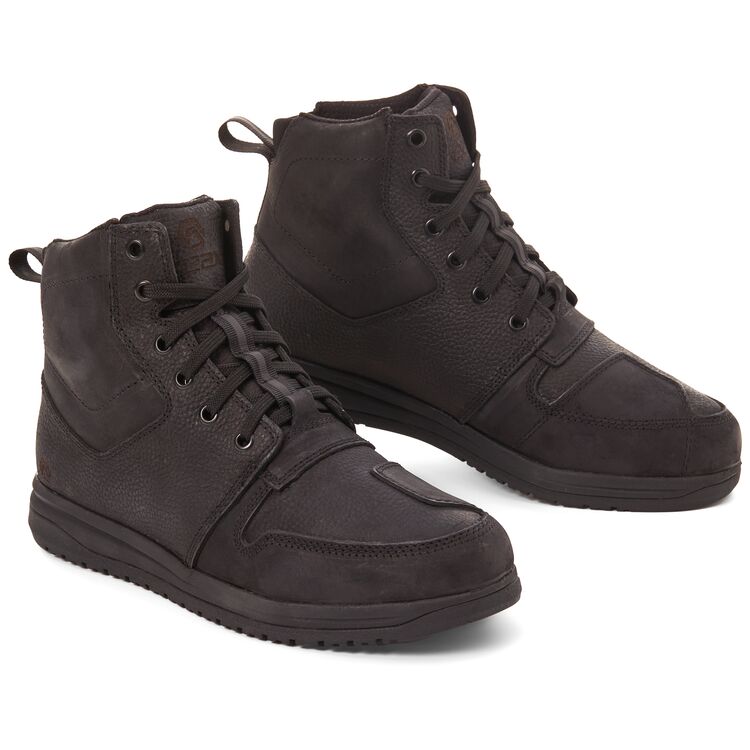 reax_fulton_wp_riding_shoes_750x750
