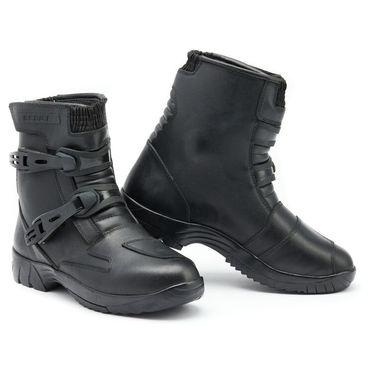 sedici_vertice_low_wp_boots_black_750x750